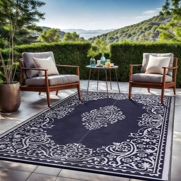 Reversible Area Rug Medallion Navy and White Patio Decor