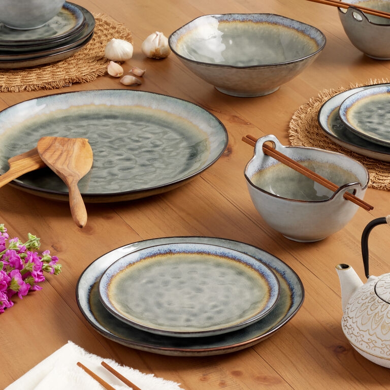 Serving Bowl Reactive Glaze Organic Rim Low Profile Modern