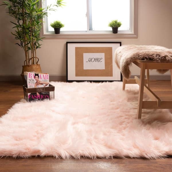 Shag Rug: Silky Faux Fur Texture, Light Pink Bedroom Area Rug