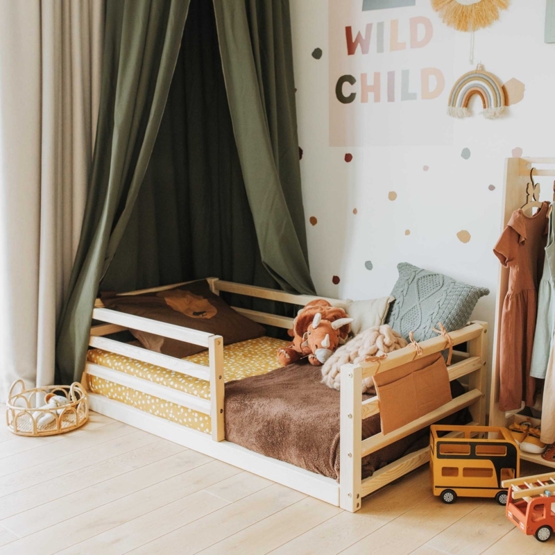 Toddler Bed Floor Level Design Natural Wood Horizontal Rail Fence