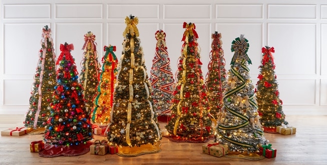 7-Foot Artificial Christmas Tree, Fully Decorated, Vertical Ribbon