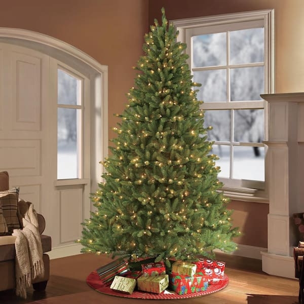 Artificial Christmas Tree Fraser Fir Style Pre-Lit Incandescent
