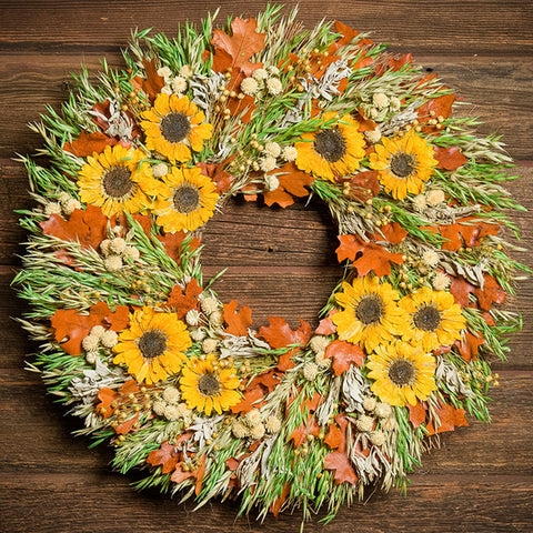 Autumnal Wreath featuring Oak Foliage and Acorn Accents