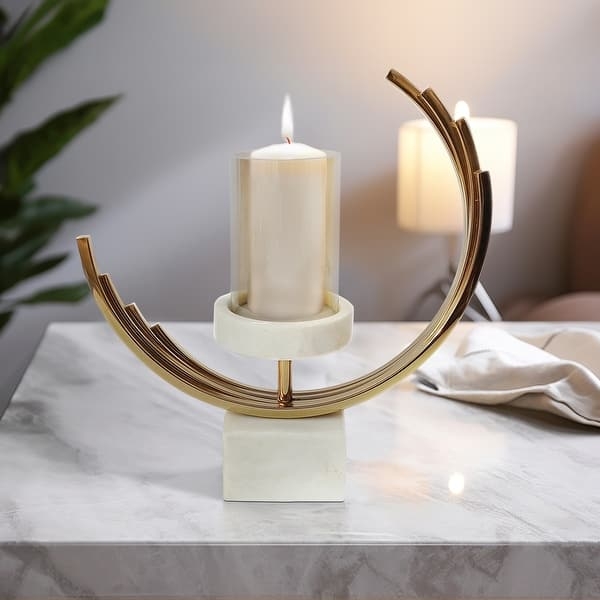 Candle Holder: Polished Gold Crescent Shape within Circular Frame