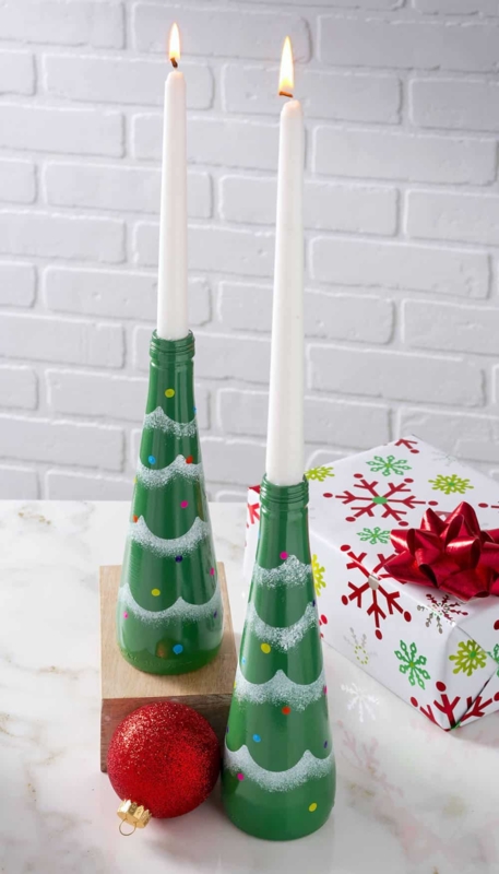 Candlestick Holder Set, Tiered Silhouette Spool Base Green.