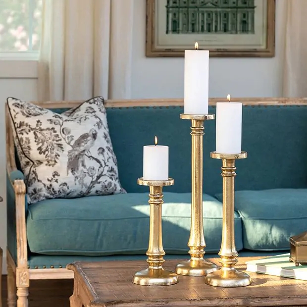 Candlestick with Traditional Turned Silhouette in Matte Gold Finish Decor.