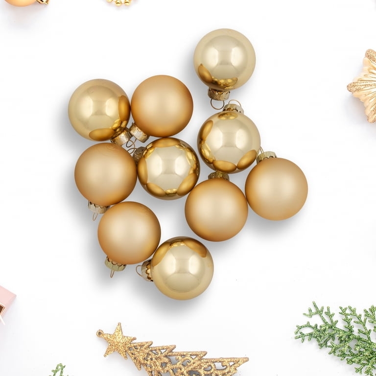 Christmas Ornament Set: Matte and shiny glass balls, ten piece set.