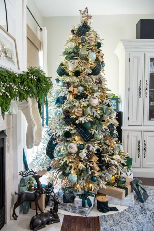 Christmas Tree Decor: Tartan Ribbon Garland, Forest Green Cottage Style