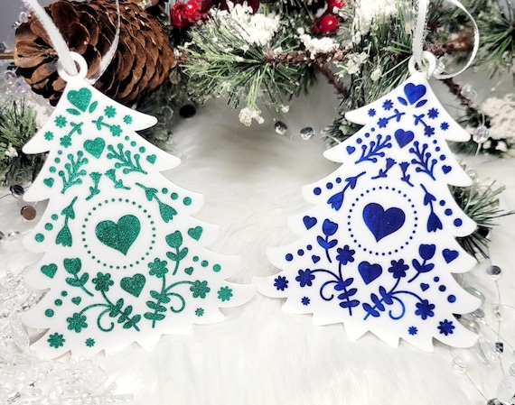 Christmas Tree Ornament: Hand Painted Wood, Floral Motifs, Nordic Style