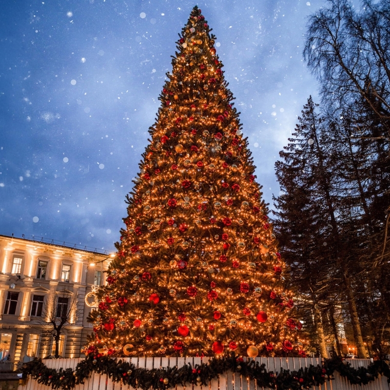 Christmas Tree Tower Construction Giant Commercial Outdoor Decor