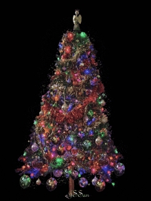 Christmas Tree, Traditional Full Profile with Flashing Multicolor Lights
