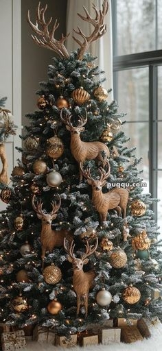 Christmas Tree: Wood Paneling, Oversized Pine Cone Accents