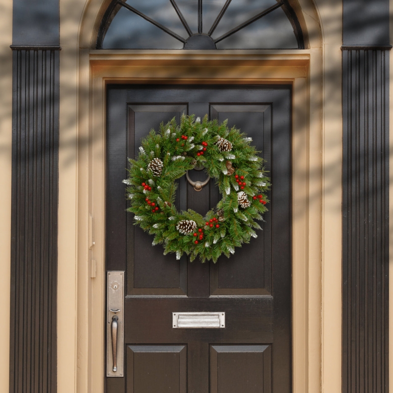 Christmas Wreath, Traditional Style with a Frosted Finish and Red Berries