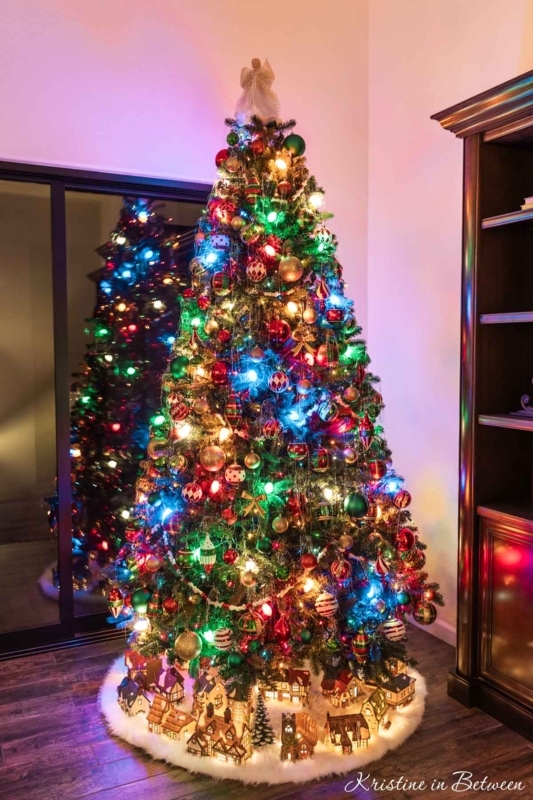Cozy Christmas Tree with Woven Tree Collar and White Ribbon Tucking