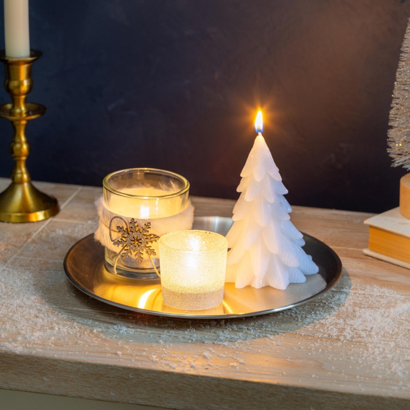 Cozy White Ceramic Christmas Decor: Embossed Pinecone Candle Set