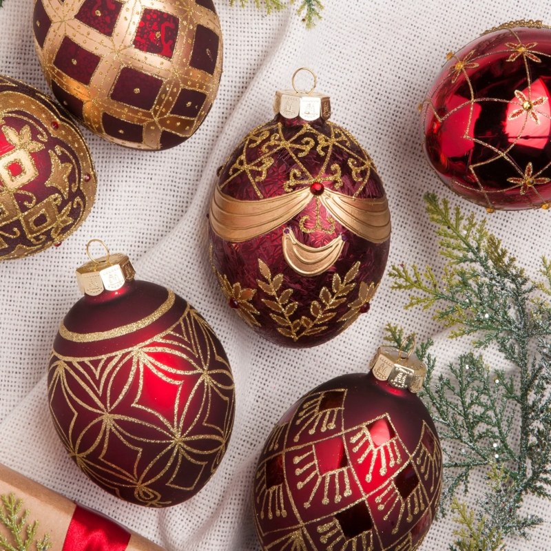 Elegant Egg Shaped Ornaments Set, Bordeaux Red with Gold Filigree