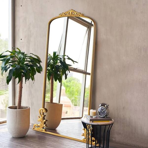 Floor Mirror with Retro Arched Metal Frame in Gold Finish