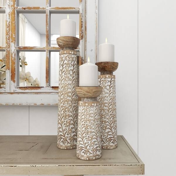 Flourished Wood Candle Holder Set: Rustic Pillar Display with Graduated Heights
