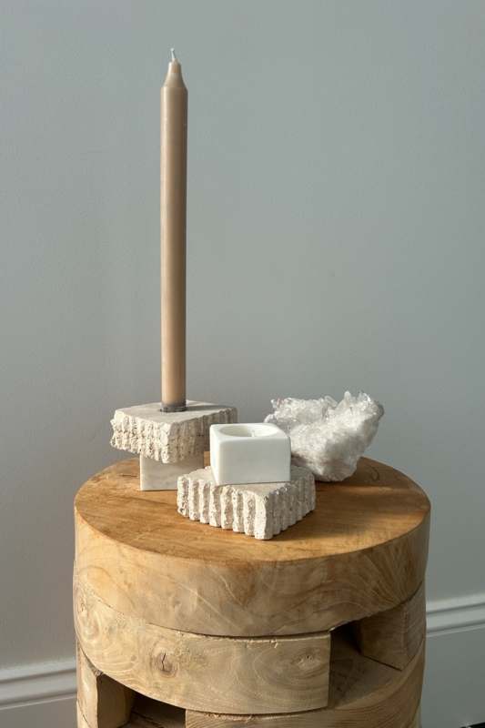 Grainy Textured Ceramic Candle Holder with U-Shaped Dual Arch Form