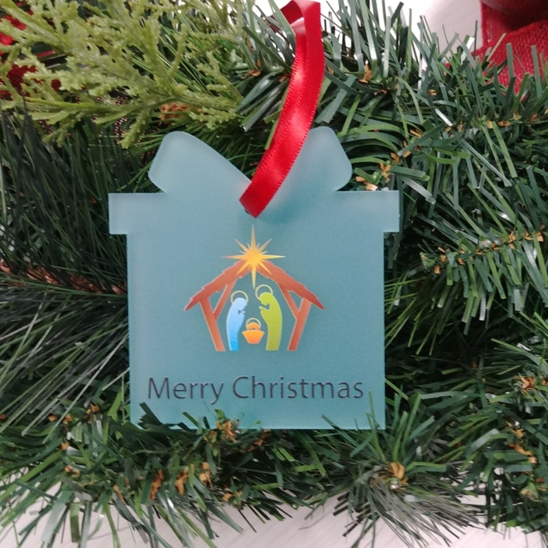 Holiday Ornament Personalized Acrylic Gift Box Etched Details Green Decor