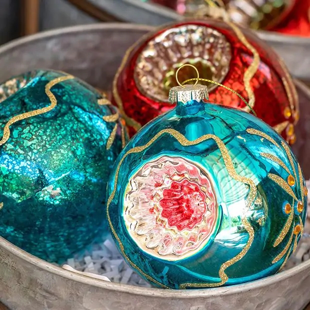 Holiday Ornaments Mercury Glass Reflector Center Starburst Vintage Decor