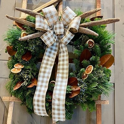Holiday Wreath with Dried Citrus Slices and Red Berries