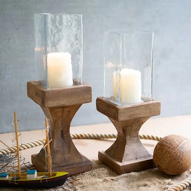 Hurricane Candle Holder Set: Square Glass and Elevated Black Metal Bases