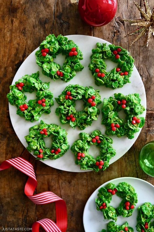 Miniature Cornflake Wreath Treats with Candy Accents