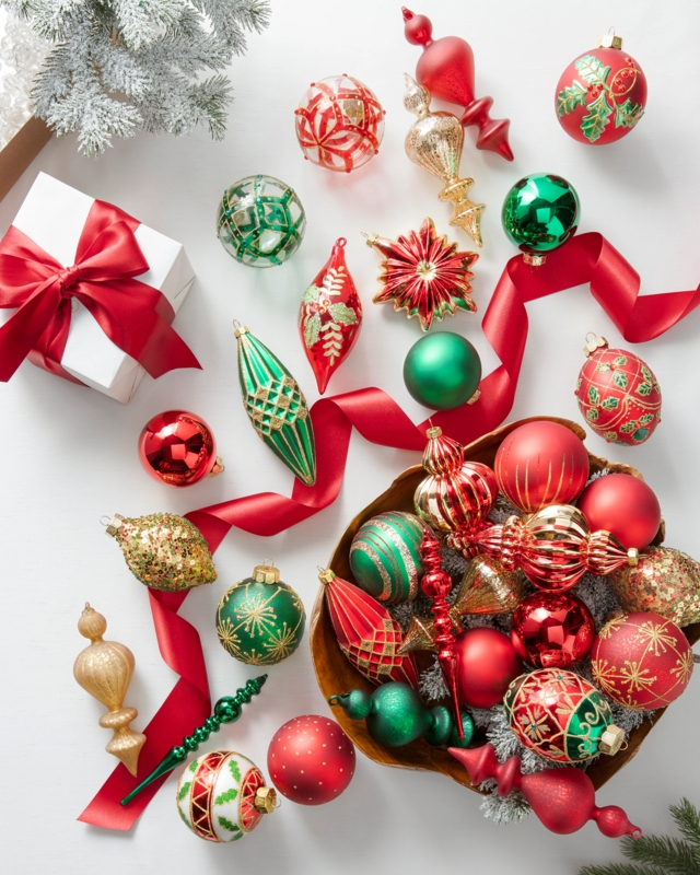 Mixed Shape Christmas Ornament Set, Classic Finial and Ball Forms