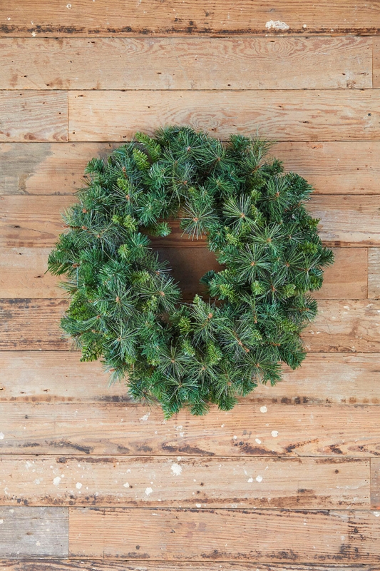 Mixed Wreath Needle Texture Full Body Unlit Greenery Decor
