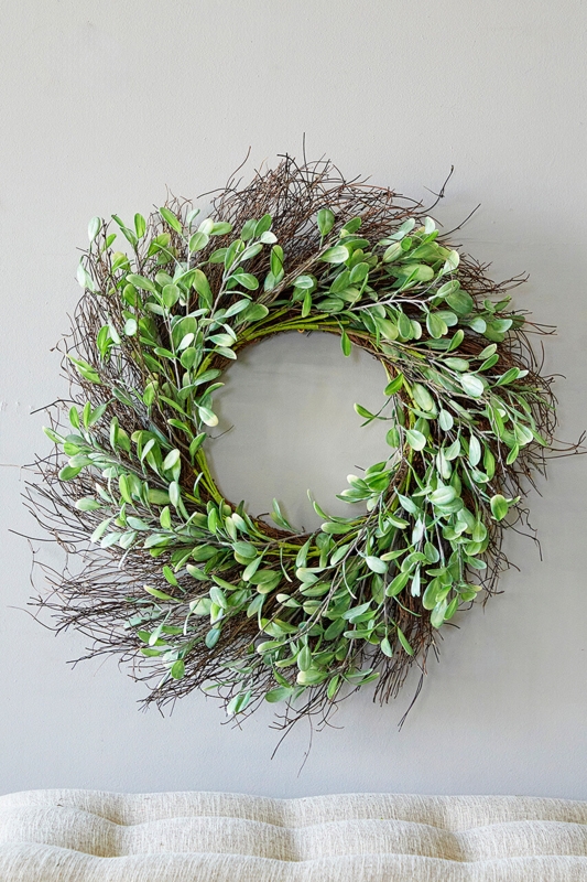 Olive Branch Wreath: Naturalistic Leafy Texture with Fruit Accents