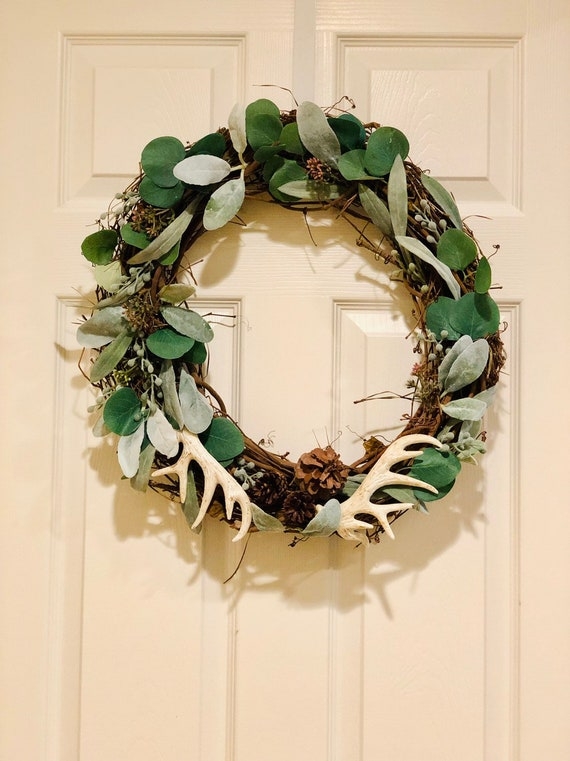 Rustic Faux Antler Wreath featuring Interlocking Circular Design