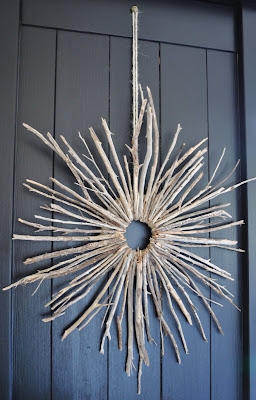 Starburst Twig Wreath: Earthy Wood Design for Country Wall Art Ideas