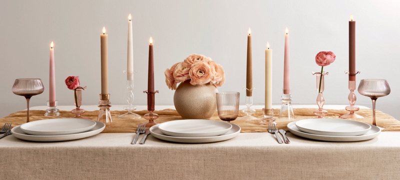 Taper Candles Gradient Arrangement with Ribbed Glass, Romantic Decor