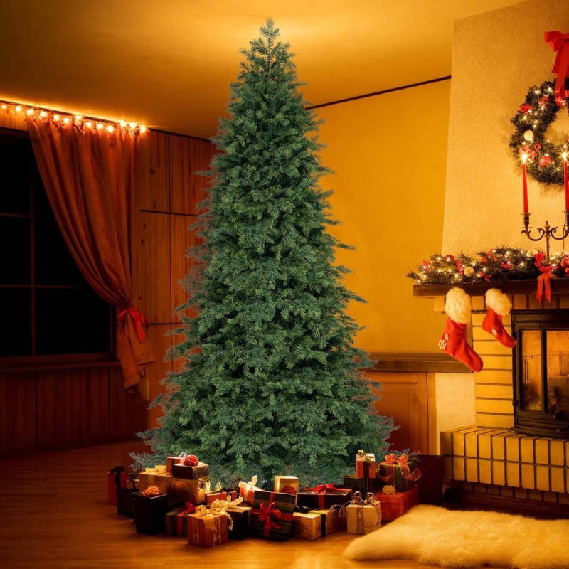 Traditional Artificial Christmas Tree with Lush Layered Branch Tips