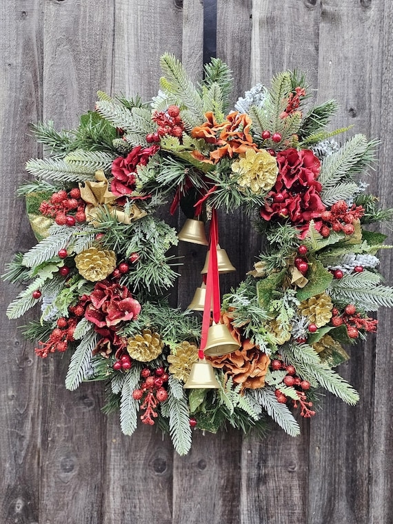 Traditional Red and Gold Christmas Wreath Dried Lemon Slices