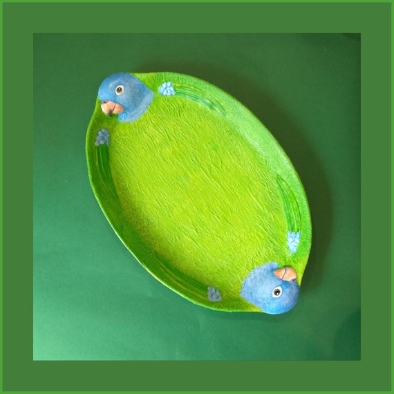Tropical Parrot Decorative Tray with Gold Scalloped Rim (59 characters)