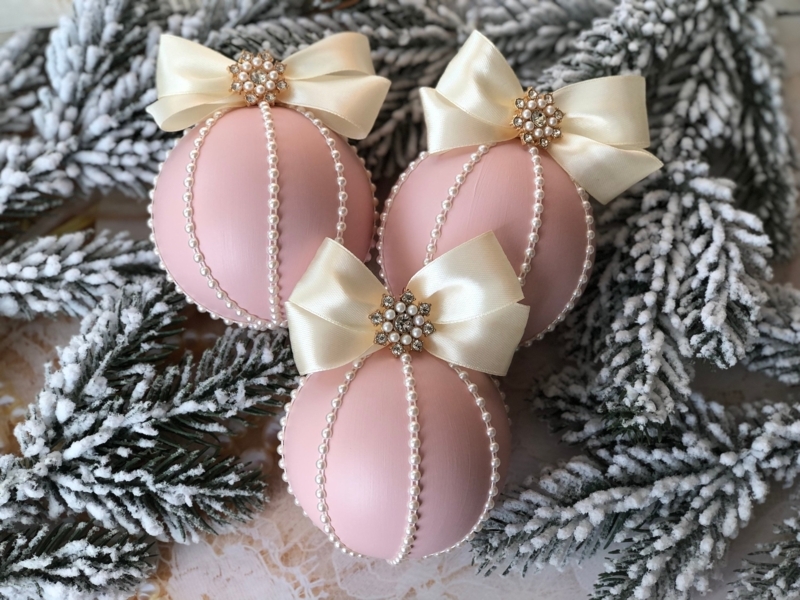 Vintage Style Christmas Ornaments: Mercury Glass Finish Set.