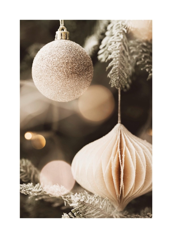 Wall Art: Minimalist Monochromatic Holiday Graphic for Scandi Decor