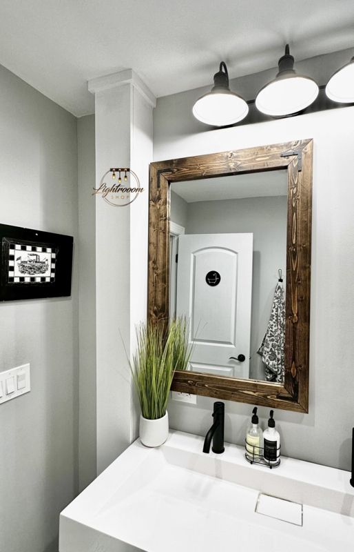 Wall Mirror Circular Shape Thick Segmented Frame Blocky Wood Design