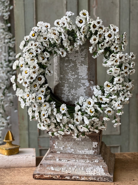 Wild Daisy Motif Wreath, Farmhouse Wildflower Wreath Decor