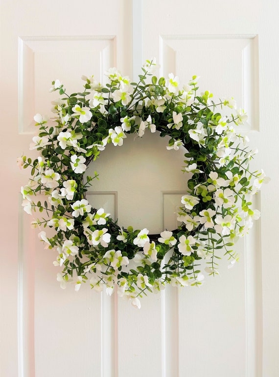 Wreath: Modern Farmhouse with Berry Clusters for Front Door