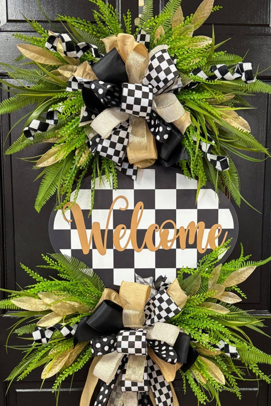 Wreath with Central Welcome Sign, Buffalo Check Accents, Farmhouse Style