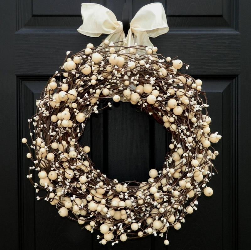 Wreath with Cream Berry Composition, Oversized Burlap Bow, Rustic Decor