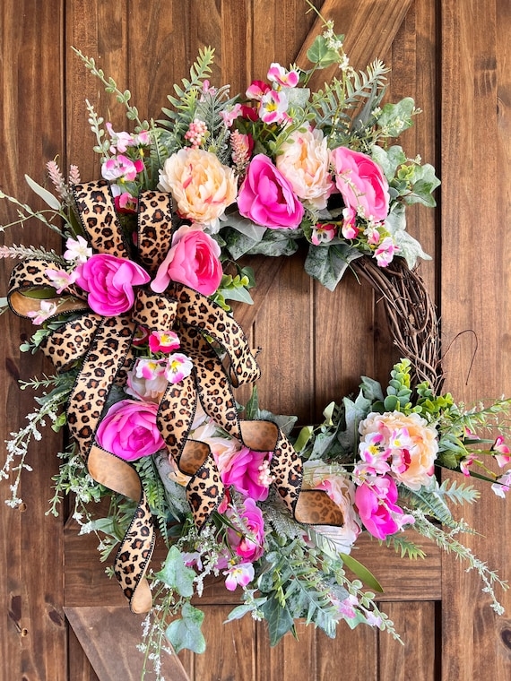 Wreath with Farmhouse Chic Leopard Print Bow on Natural Grapevine Base