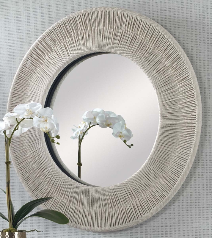 Accent Mirror: Round with Thick Natural Rope Frame and Knotted Loop