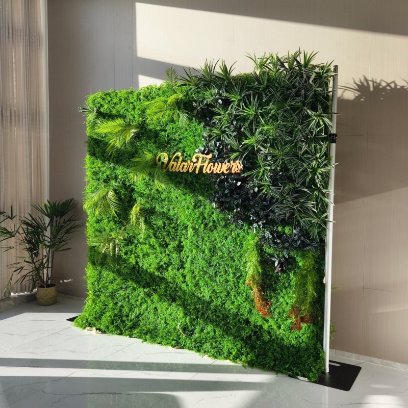 Artificial Green Wall Roll Up Fabric Base Dense Foliage Portable