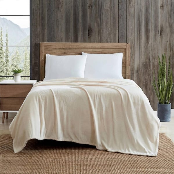 Bed Blanket White Microfiber Shaggy High Pile Plush Cozy