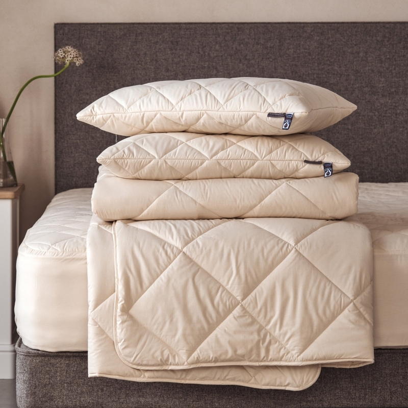 Bedding Set All Season Loft Quilted Surface Cream Cream Bedding Set
