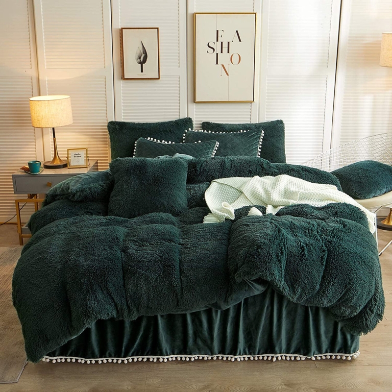 Bedding Set Tufted Details Forest Green Velvet-like Minimalist Decor